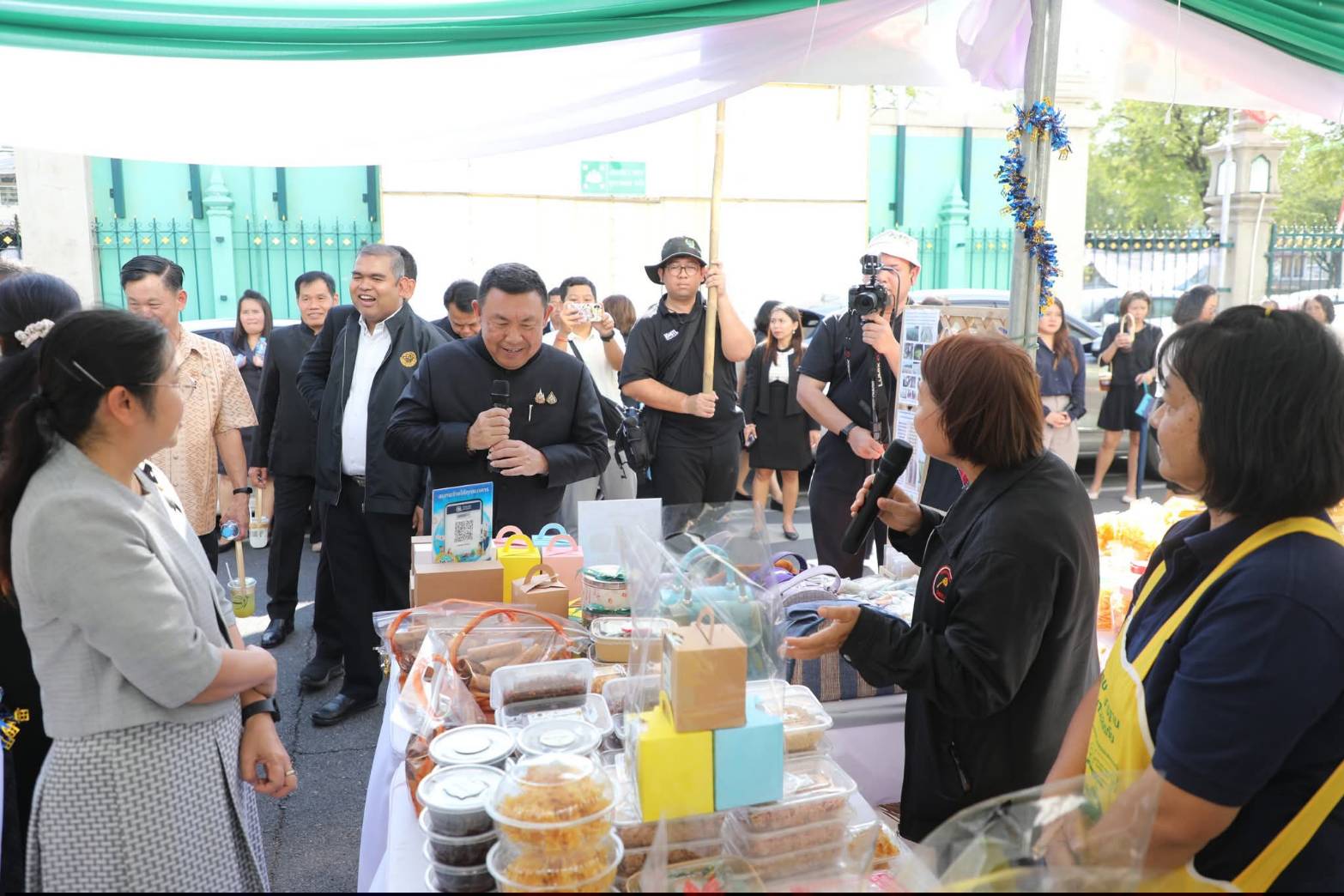 title - ส.ป.ก. เดินหน้าส่งเสริมรายได้เกษตรกร จัดงาน “ส่งความสุขปีใหม่ มอบให้เกษตรกรในเขตปฏิรูปที่ดิน” ทั่วประเทศ  ณ สำนักงานการปฏิรูปที่ดินเพื่อเกษตรกรรม ถนน ราชดำเนินนอก